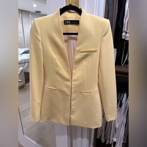 Zara Women's Soft Yellow Suit Jacket
